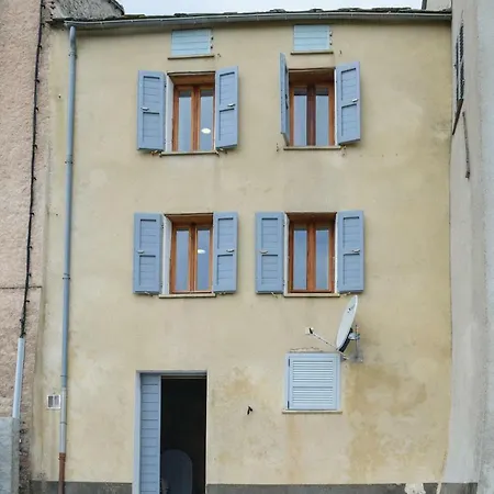 Two-bedroom Holiday In * Perelli